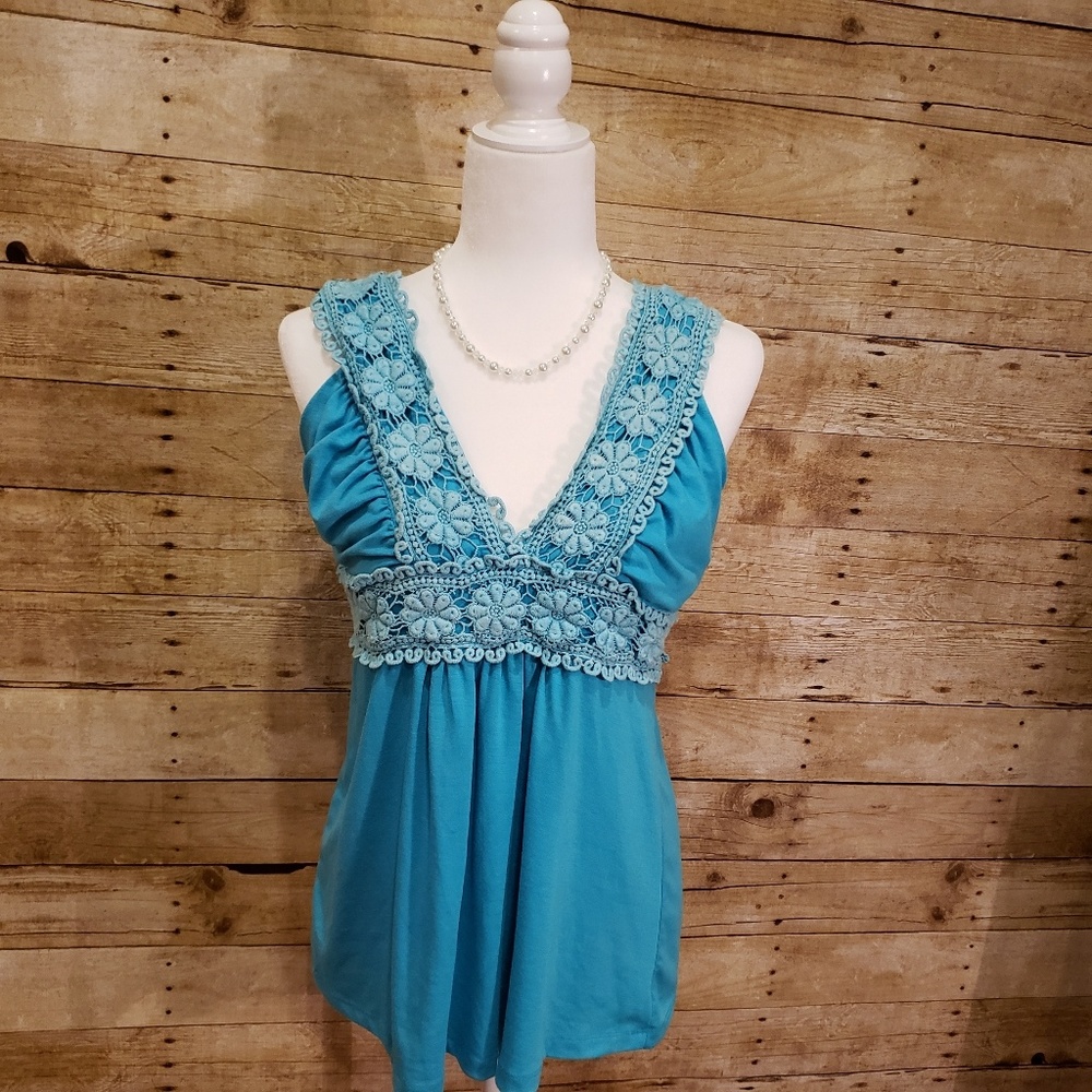 Lipstick Aqua Top With Floral Embroidery